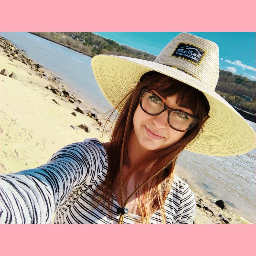 Meet your Posher, Ashlie